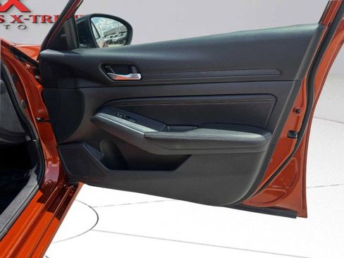 Used 2019 Nissan Altima 2.5 SR w/ SR Premium Package image 38