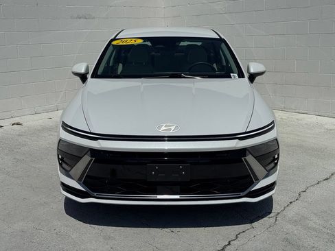 Used 2025 Hyundai Sonata SEL FWD image 6