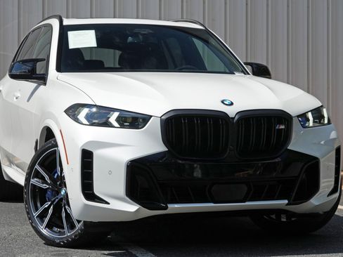 Used 2024 BMW X5 M60i AWD/4WD image 4