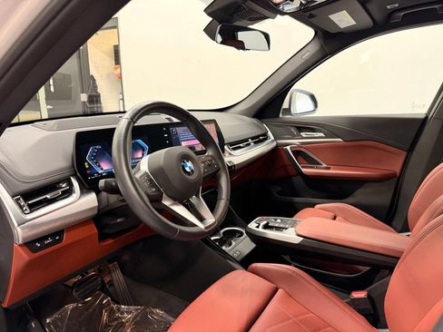 Used 2026 BMW X1 xDrive28i AWD/4WD image 11