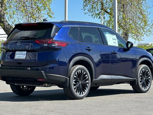 New 2026 Nissan Rogue Dark Armor image 4