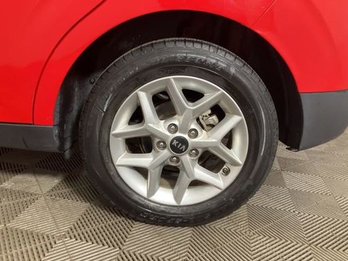 Used 2021 Kia Soul S image 24