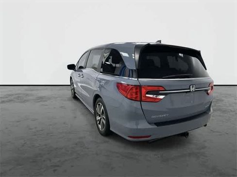 Used 2023 Honda Odyssey Touring image 2