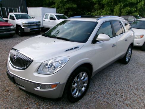 Used 2012 Buick Enclave Premium w/ Trailering Provision Package FWD image 2