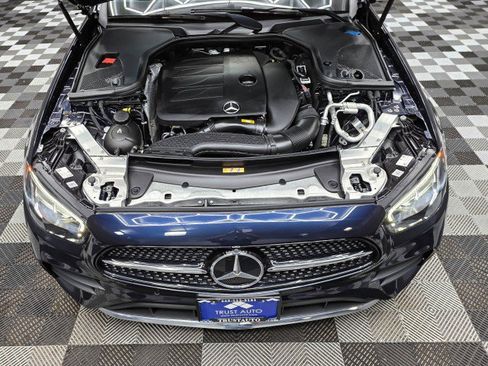 Used 2022 Mercedes-Benz E 350 4MATIC Sedan image 40