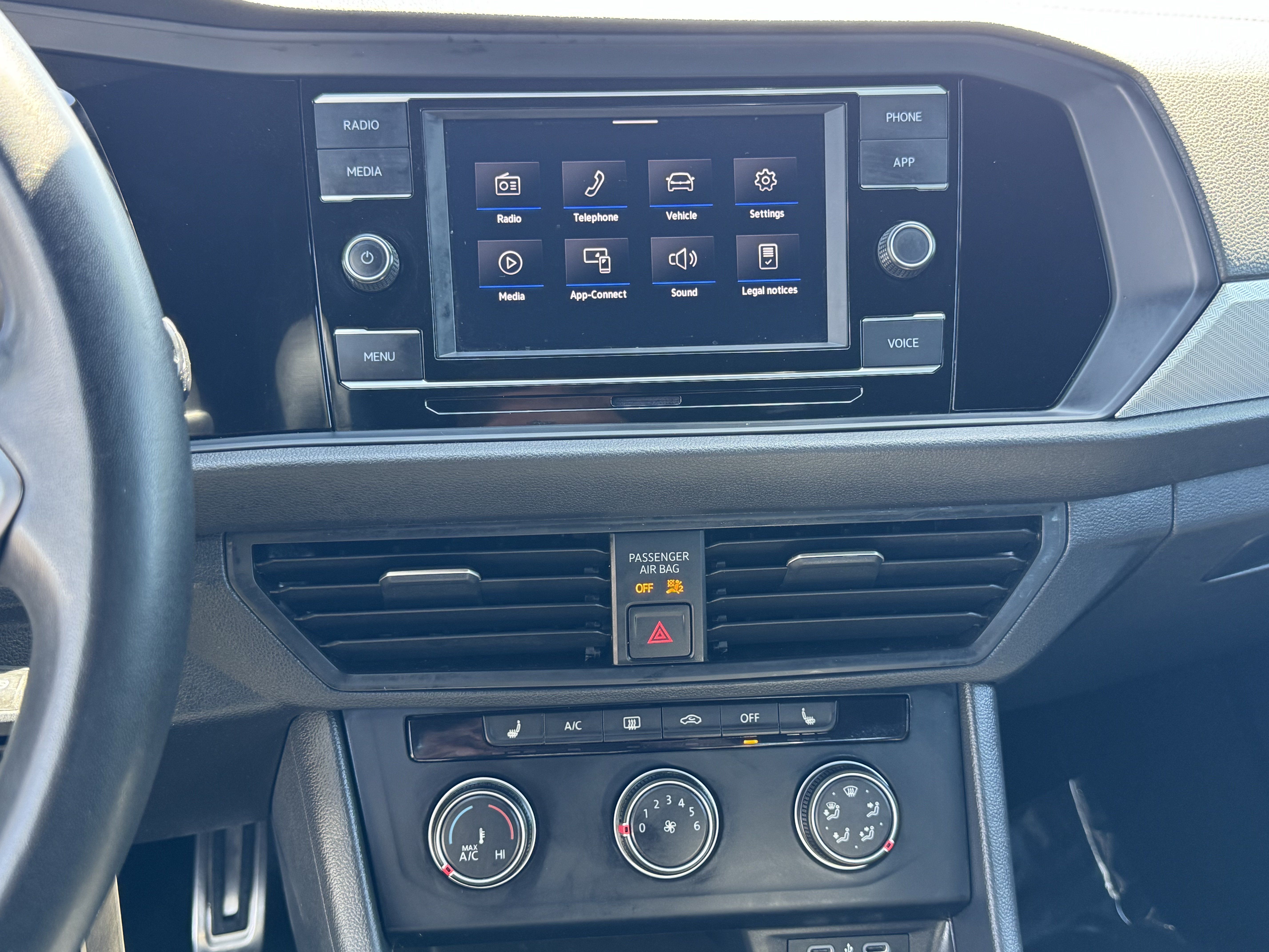 Used 2024 Volkswagen Jetta Sport FWD image 23