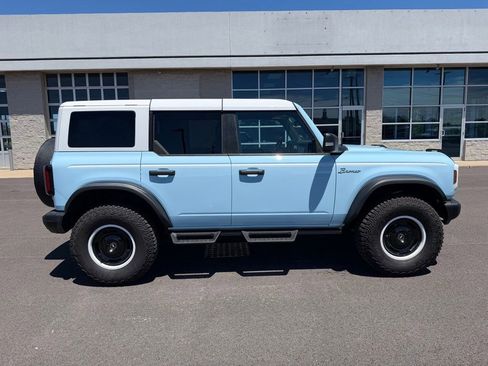 Used 2023 Ford Bronco Heritage Edition AWD/4WD image 4