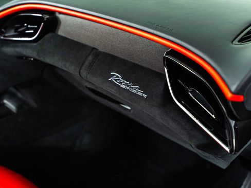 Certified 2025 Ferrari Roma Spider RWD image 24