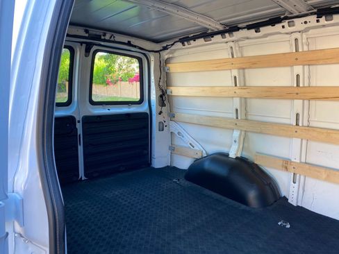 Used 2025 Chevrolet Express 2500 w/ Driver Convenience Package RWD image 34