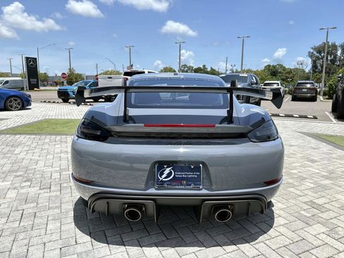 Used 2024 Porsche 718 Cayman GT4 RS RWD image 12
