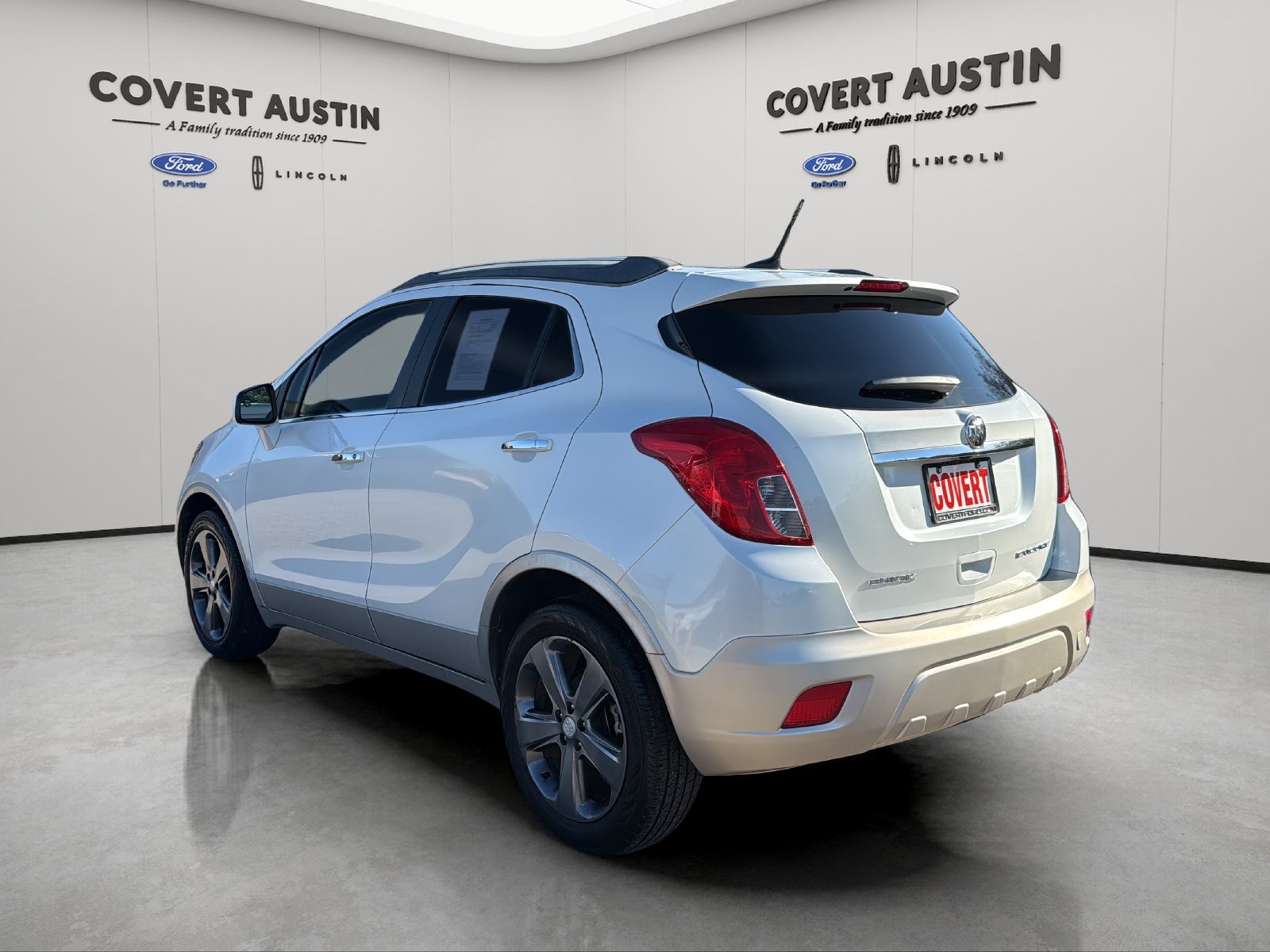 Used 2013 Buick Encore Convenience FWD image 3