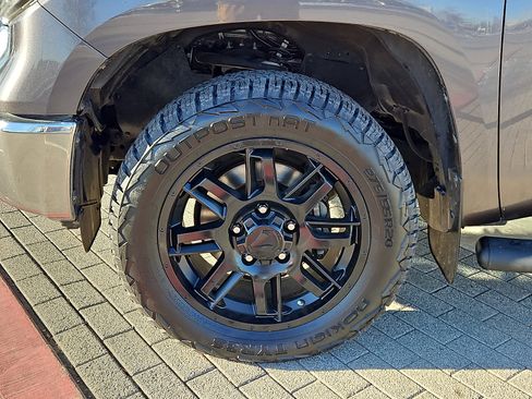 Used 2021 Toyota Tundra SR5 image 5