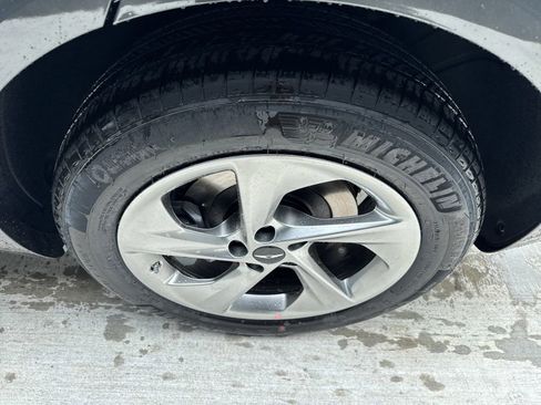 New 2026 Genesis GV70 2.5T Advanced image 18