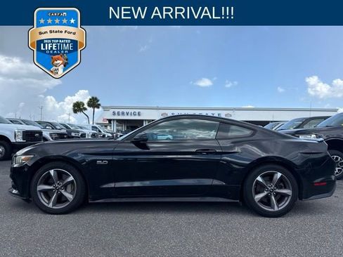 Used 2016 Ford Mustang GT Premium RWD image 1
