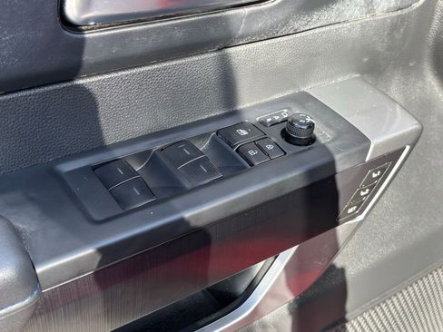 Certified 2024 Toyota Sequoia Platinum image 30