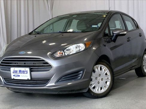 Used 2014 Ford Fiesta SE w/ SE Fuel Economy Package FWD image 2
