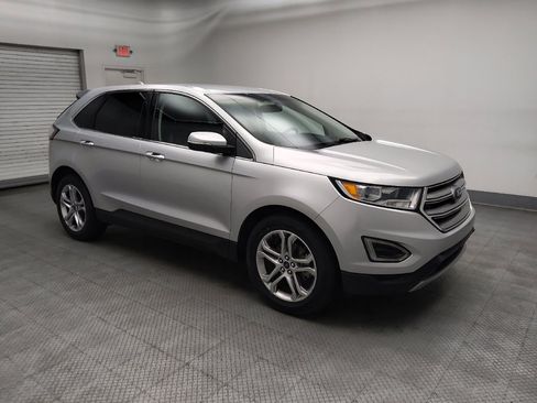 Used 2018 Ford Edge Titanium w/ Technology Package FWD image 11