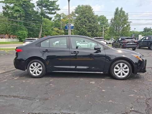 Used 2024 Toyota Corolla LE FWD image 7