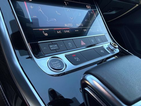 Used 2025 Audi Q7 3.0T Premium Plus image 30