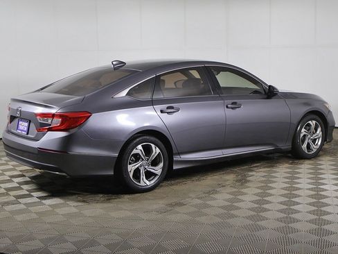 Used 2018 Honda Accord EX-L image 10