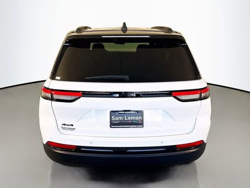 New 2025 Jeep Grand Cherokee Limited image 6