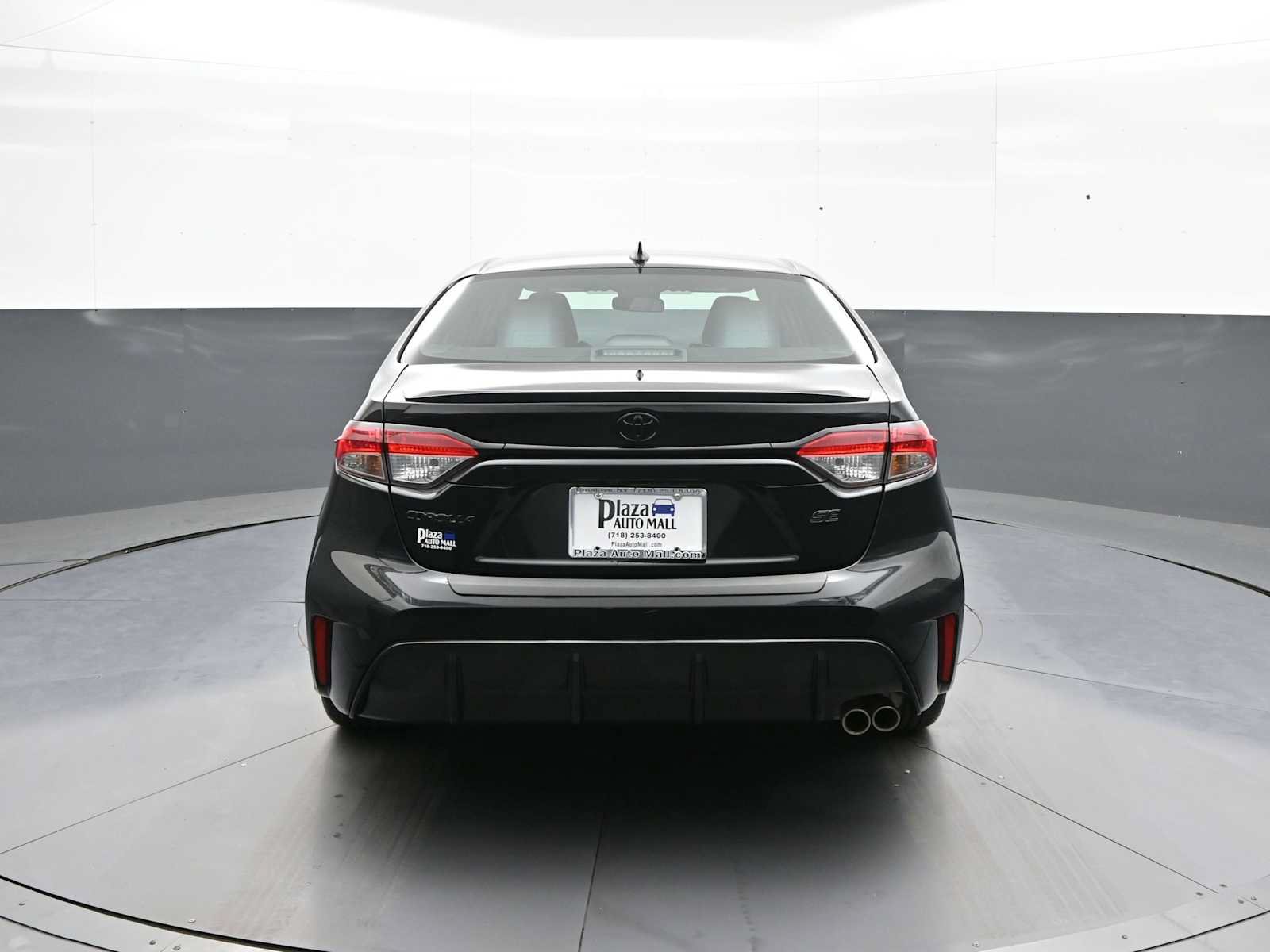 Certified 2025 Toyota Corolla SE w/ Convenience Package FWD image 6