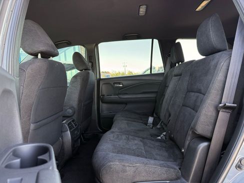 Used 2022 Honda Pilot Sport image 17