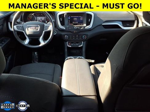 Used 2024 GMC Terrain SLE image 14