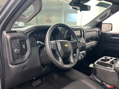 Used 2023 Chevrolet Silverado 1500 Custom RWD image 10