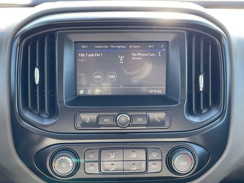 Used 2022 Chevrolet Colorado W/T w/ WT Convenience Package RWD image 17