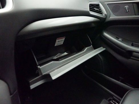 Used 2023 Ford Edge SEL w/ Convenience Package image 32