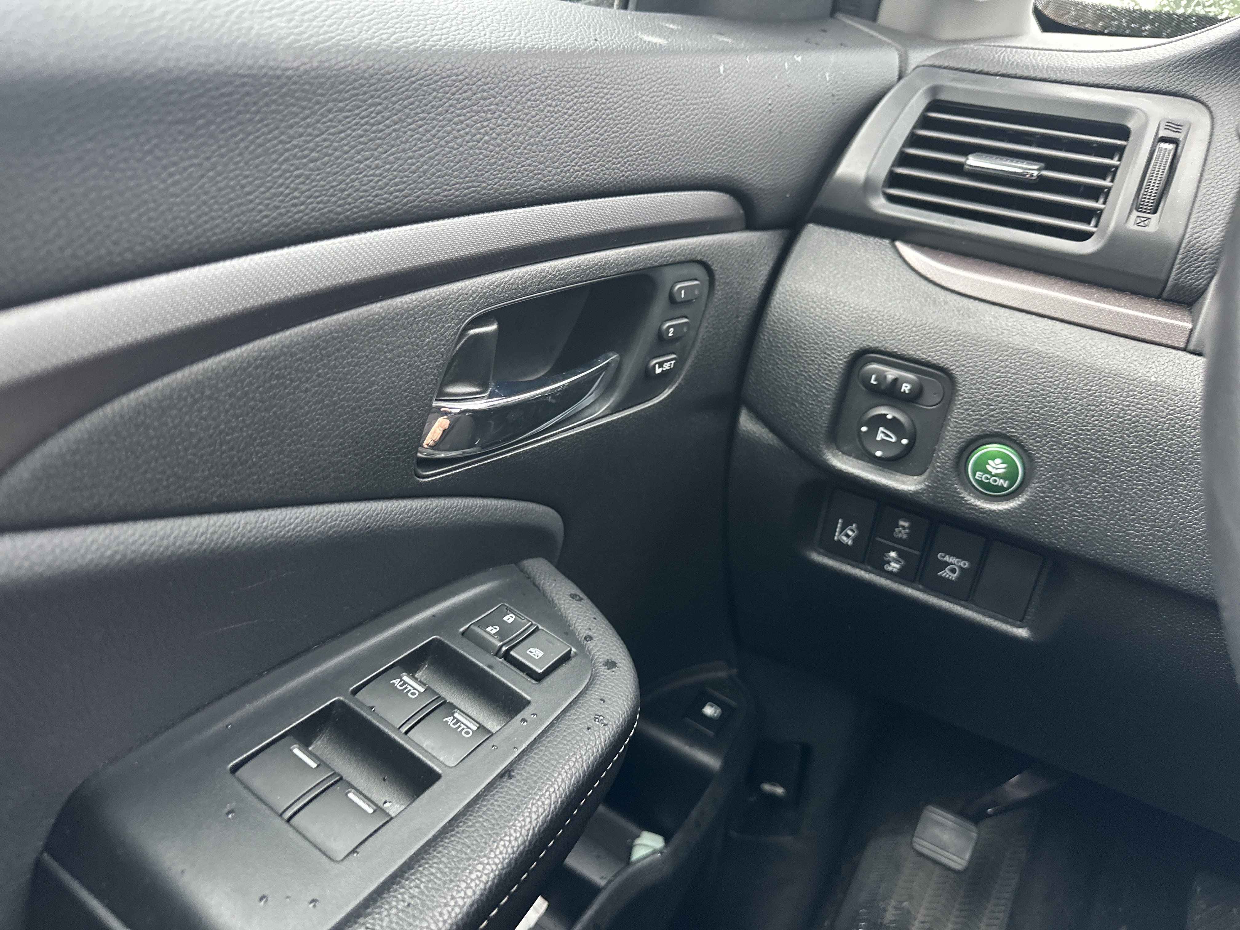 Certified 2023 Honda Ridgeline RTL image 30