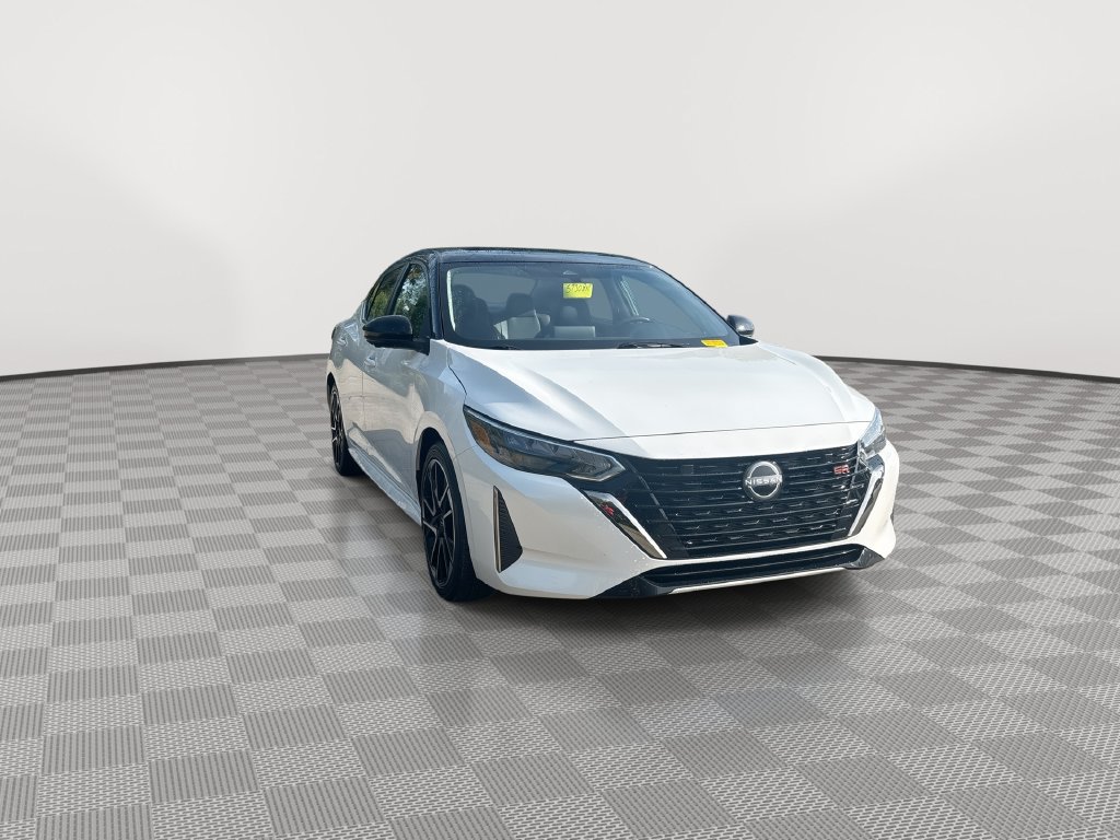 Certified 2025 Nissan Sentra SR w/ SR Premium Package FWD image 4
