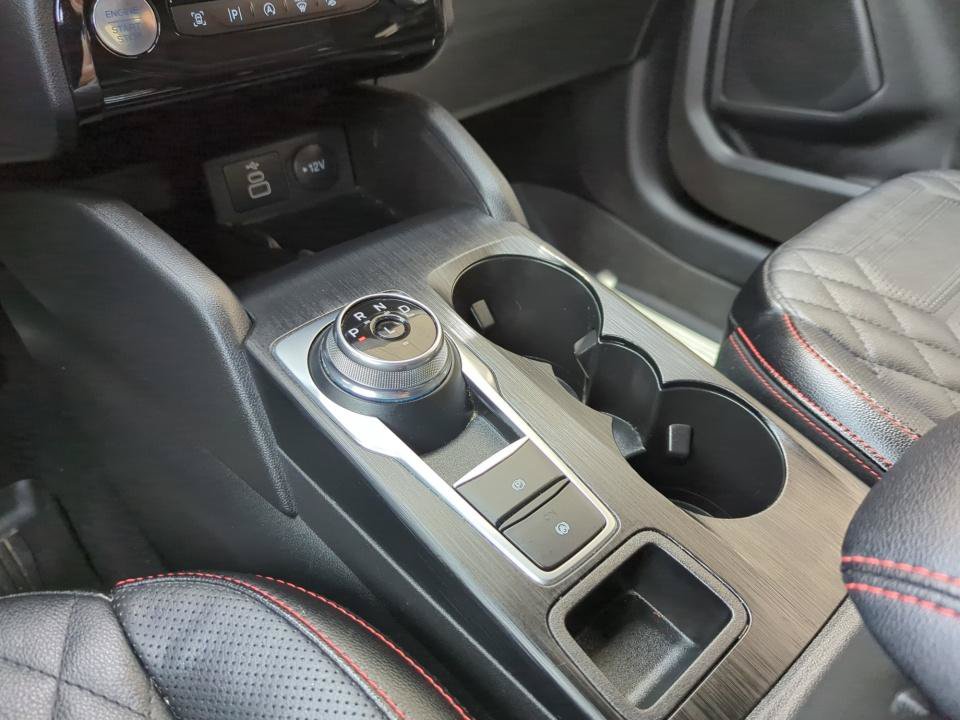 Used 2024 Ford Escape ST-Line Elite w/ Premium Technology Package AWD/4WD image 28