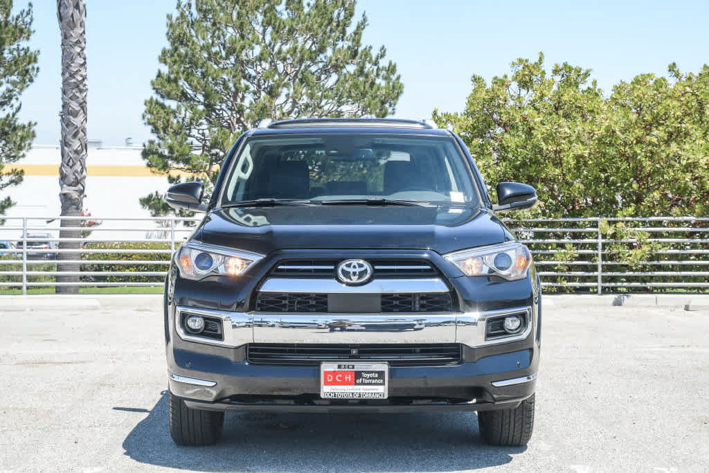Used 2022 Toyota 4Runner Limited RWD image 2