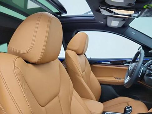 Used 2025 BMW X4 xDrive30i AWD/4WD image 22