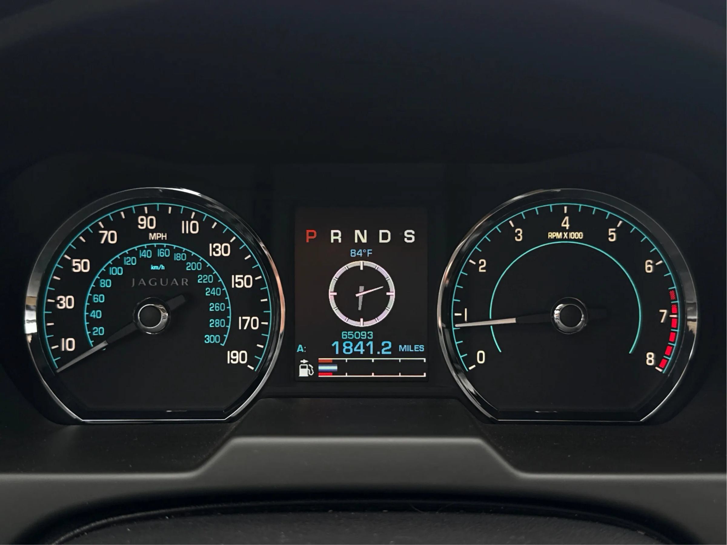 Used 2013 Jaguar XF 3.0 RWD image 10
