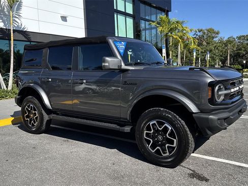 Used 2023 Ford Bronco Outer Banks image 7