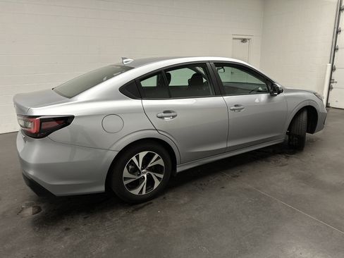 Used 2025 Subaru Legacy Premium AWD/4WD image 8