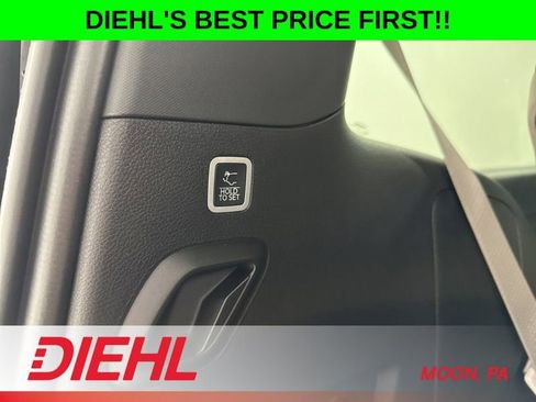 New 2026 Jeep Grand Wagoneer 4WD image 13