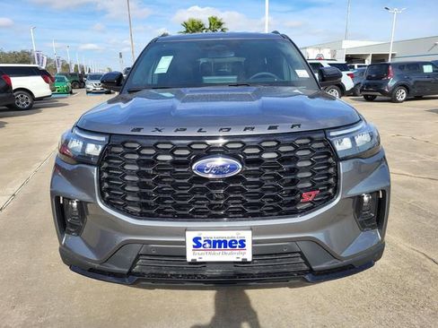 New 2026 Ford Explorer ST image 18