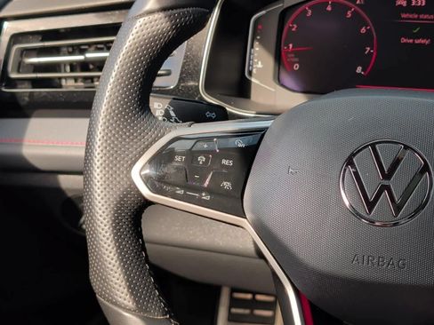 Used 2025 Volkswagen Jetta GLI Autobahn FWD image 20