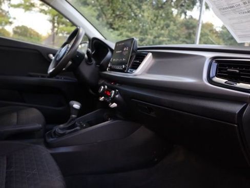 Used 2023 Kia Rio S w/ Technology Package image 34