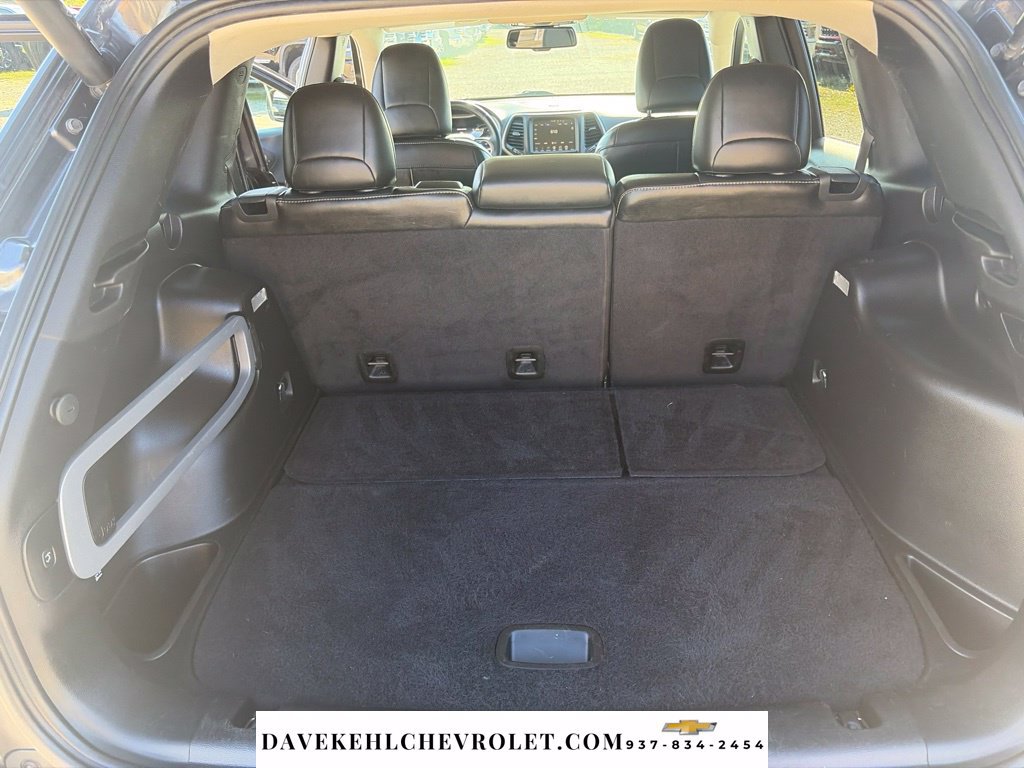 Used 2015 Jeep Cherokee Limited w/ Luxury Group AWD/4WD image 29