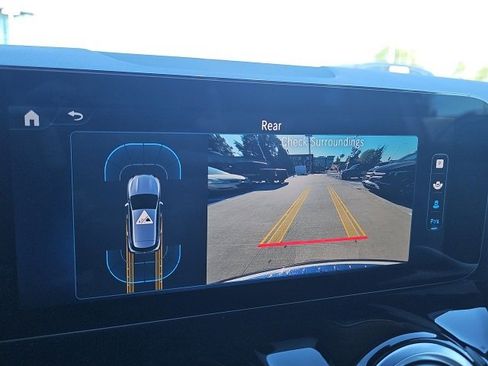 Certified 2025 Mercedes-Benz GLA 250 4MATIC image 27