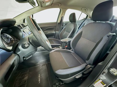 Used 2025 Nissan Versa SV FWD image 13