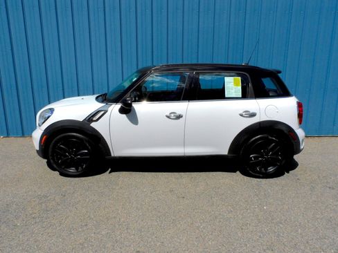 Used 2014 MINI Cooper Countryman S image 2