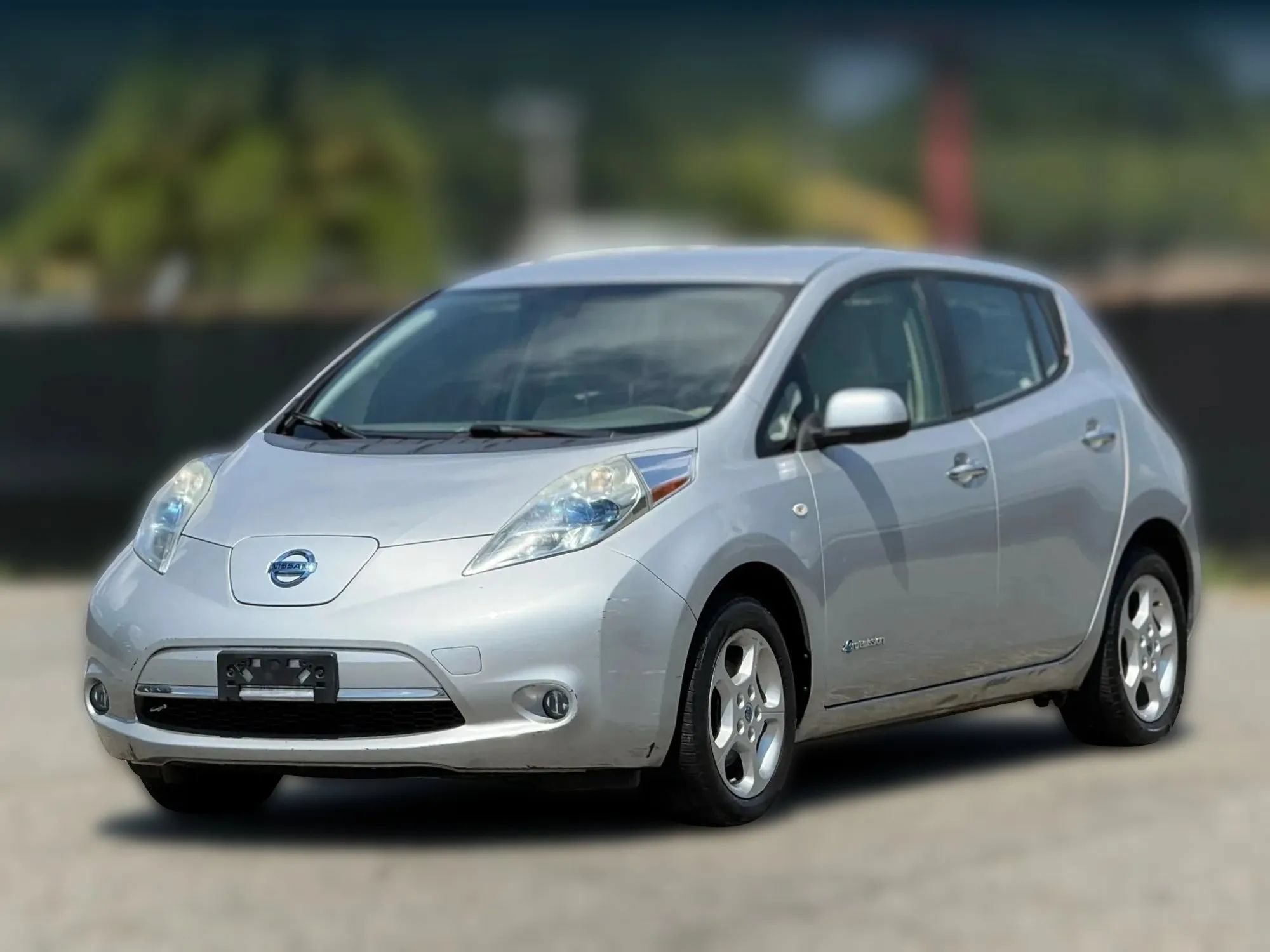 Used 2012 Nissan Leaf SL w/ Recycling/Organizational Pkg FWD image 6
