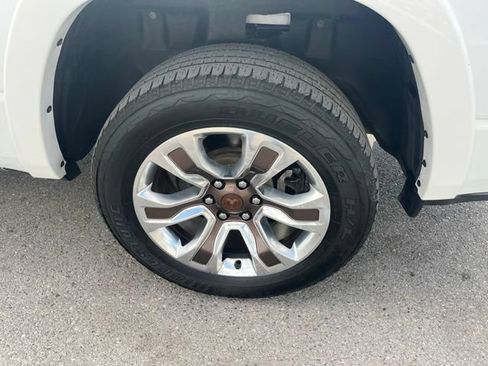 Used 2020 RAM 1500 Laramie w/ Sport Appearance Package AWD/4WD image 24