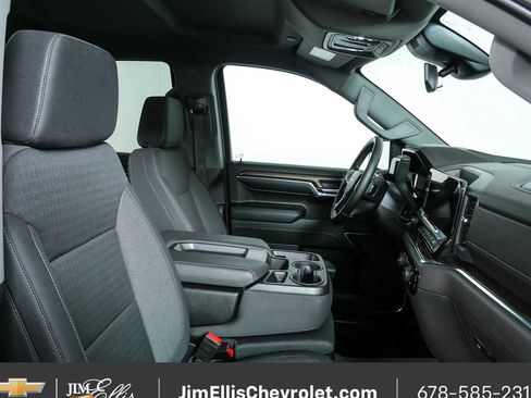 Used 2024 Chevrolet Silverado 1500 LT AWD/4WD image 20